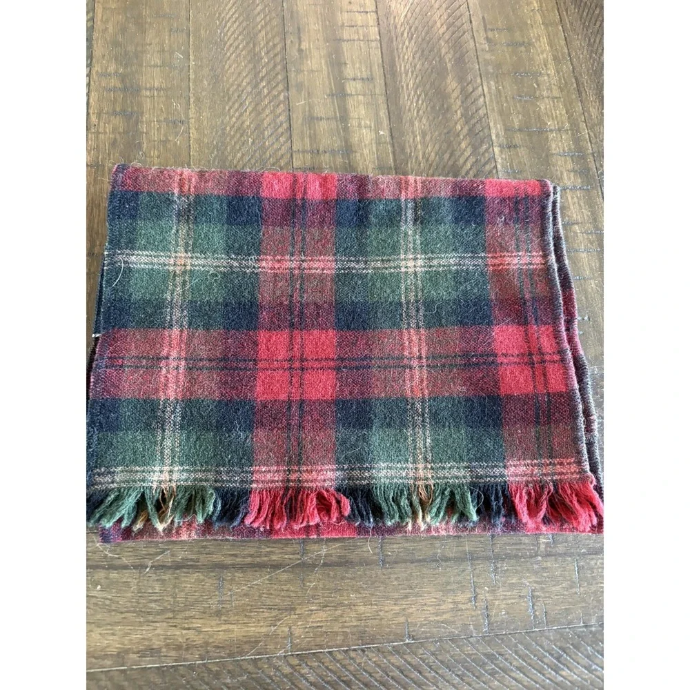 VTG Woolrich Red Green Black Tartan Plaid scarf Wool Old Money Equestrian Long
